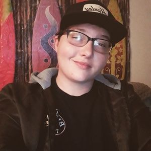 Meet your Posher, Sierra